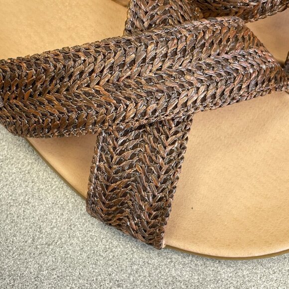 NEW Draper James Alex Women's Size 8M  Brown Slip-On Flat Sandals - Picture 2 of 6